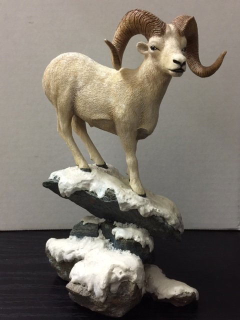 Rare "DALL SHEEP" Sculpture by Artist NICK BIBBY: 11" Tall - Very Lifelike Detail - Distributed by DANBURY MINT These are Highly Sought After and Commonly SELL as High as $200 MUST SEE ALL PHOTOS TO APPRECIATE THE QUALITY