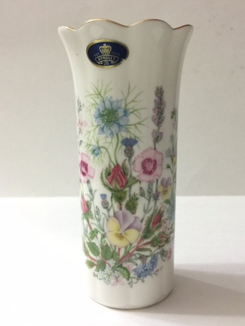 Beautiful AYNSLEY England "Wild Tudor" Bone China: VASE - Made in England