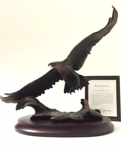 Solid Bronze EAGLE by Ronald Van Ruyckevelt w/COA: Titled "WINGED MAJESTY" w/COA & Matching Signed Base Awesome Piece Sold by The Franklin Mint