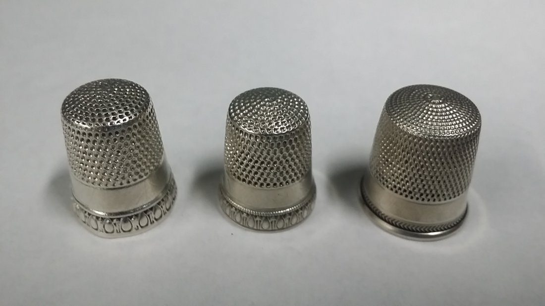 Lot of 3 Vintage Sterling Silver Thimbles: Lot of 3 Vintage Sterling Silver Thimbles