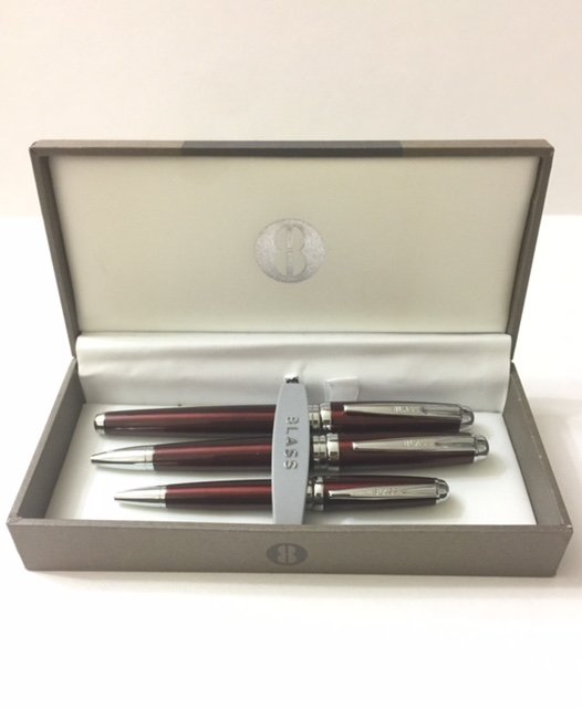 BILL BLASS Pearlescent Burgundy 3pc Pen Set: All 3 Pens are in Flawless/Never used Condition Multiple Photos Posted