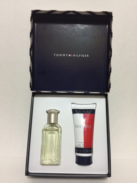 New TOMMY HILFIGER Men's Cologne Gift Set: Bloomingdales Retail $59.95 - Multiple Photos Posted