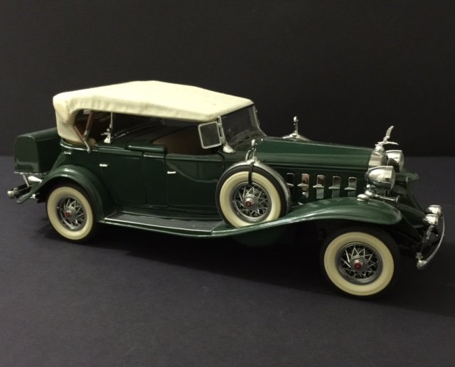 DANBURY MINT Die-Cast Car - 1932 Cadillac V-16: Carriage Top Convertible 1932 Cadillac V-16 - Full Scale 1:24 Scale - AWESOME CAR - MUST SEE ALL PHOTOS