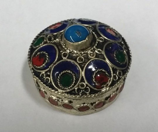 Old Chinese Enamel Pill Box: Old Chinese Enamel Pill Box