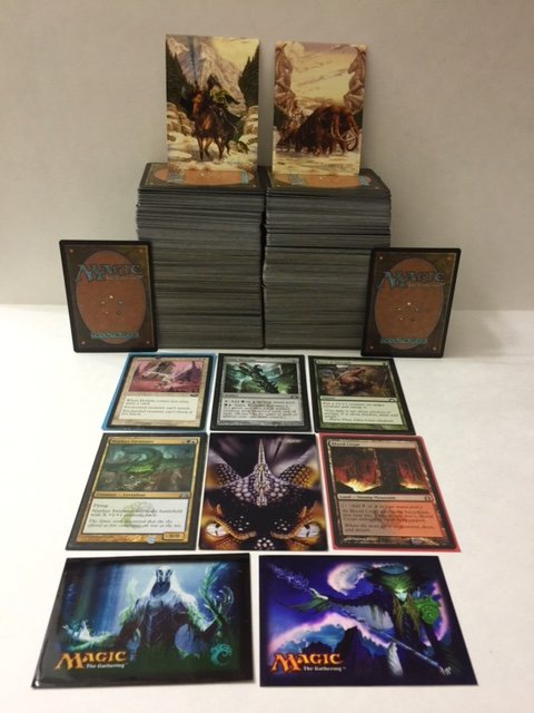 LG Collection of Vintage MAGIC the GATHERING Cards: LG Collection of Vintage MAGIC the GATHERING Cards