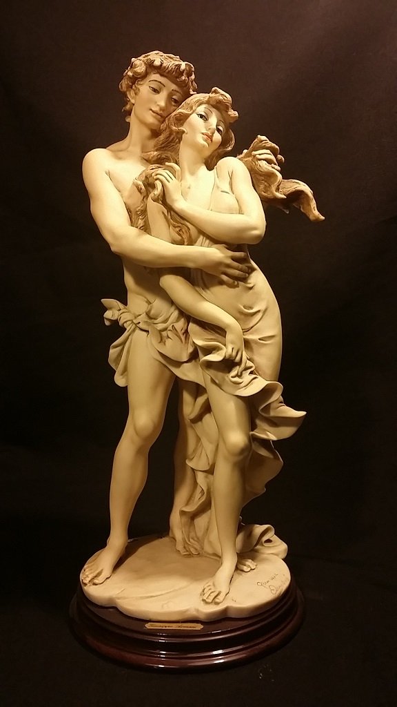 CapoDiMonte Giuseppe Armani "The Lovers" Scuplture: Vintage Capo Di Monte Giuseppe Armani "The Lovers" Scuplture, 14" Tall, Limited Piece