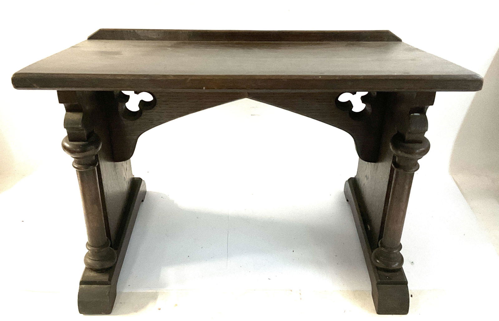 Robert Browning Settlement, York Street Chapel property, a small ok table top lecturn. 51cm x 35cm: Robert Browning Settlement, York Street Chapel property, a small oak table top lecturn. 51cm x 35cm