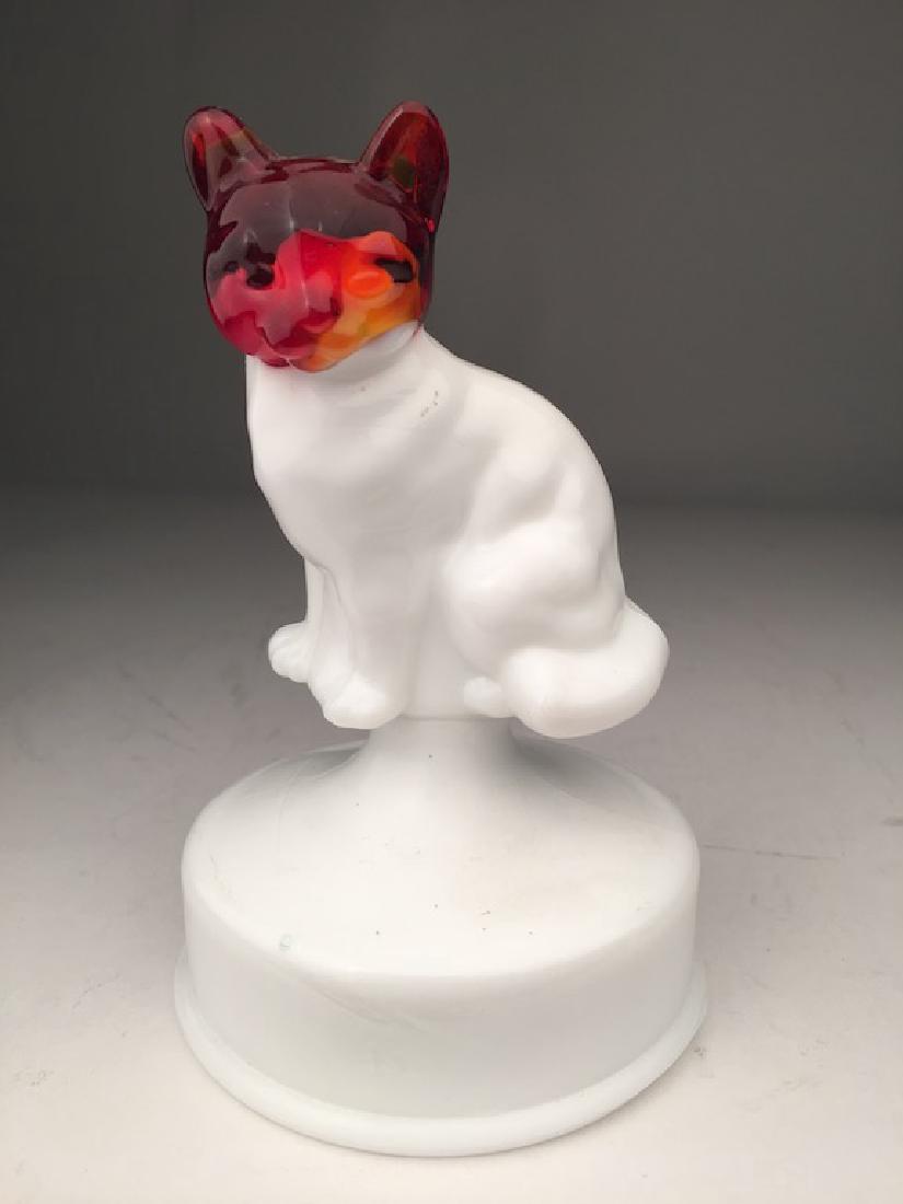 Vintage Fenton glass cat with amber glass head. (1 of 5)