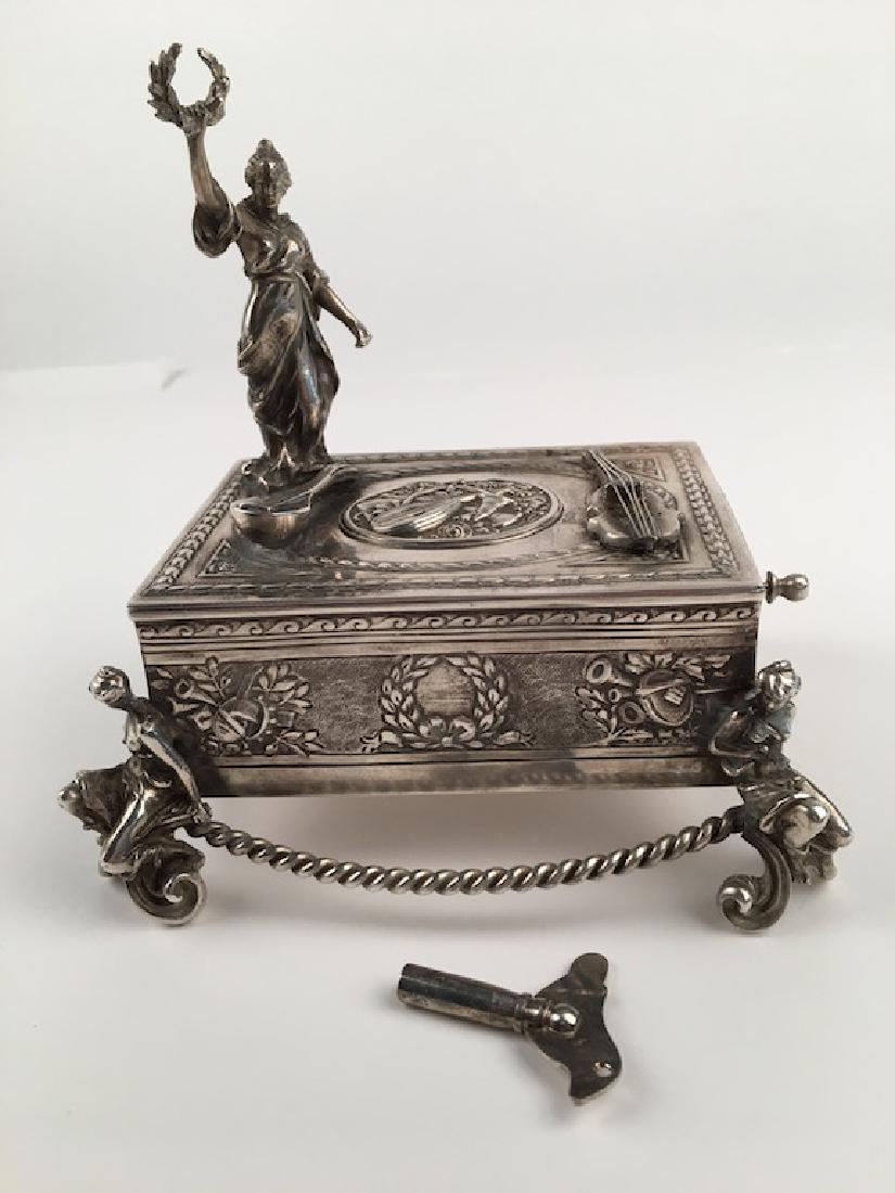 925 silver bird box with a lady holding a wreath. (1 of 8)