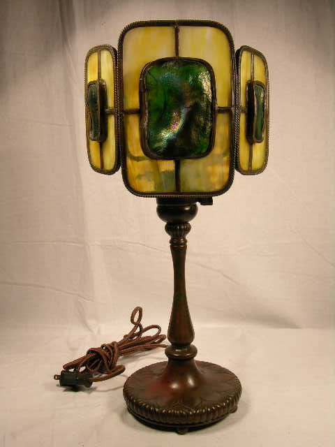 TIFFANY STUDIOS DESK LAMP. - 2