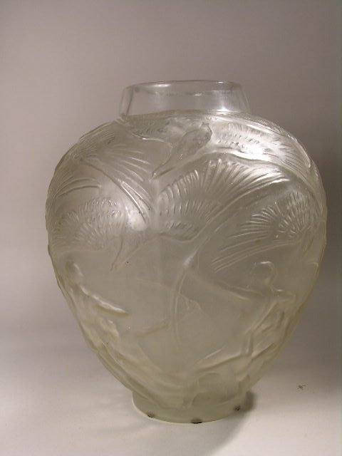 R. LALIQUE "ARCHERS" VASE.