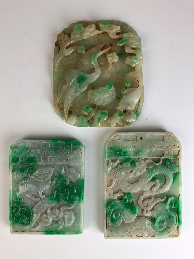 Three pieces of Chinese carved jade. (1 of 8)