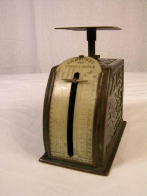 TIFFANY STUDIOS POSTAGE SCALE IN THE "GRAPE VIN - 5
