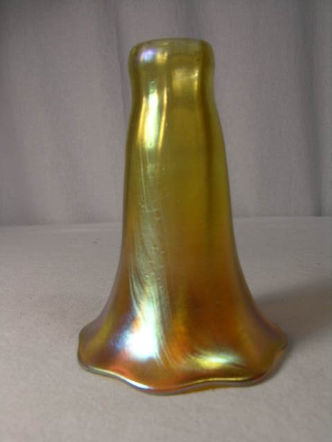 GOLD LUSTER ART SHADE WITH GOLD RIBBING. RIM DIA