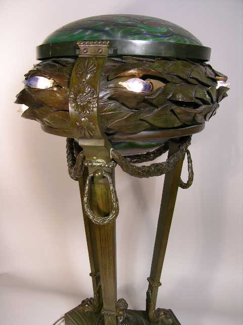 EXCEPTIONAL AND RARE BRONZE AND ART GLASS TABLE L - 10