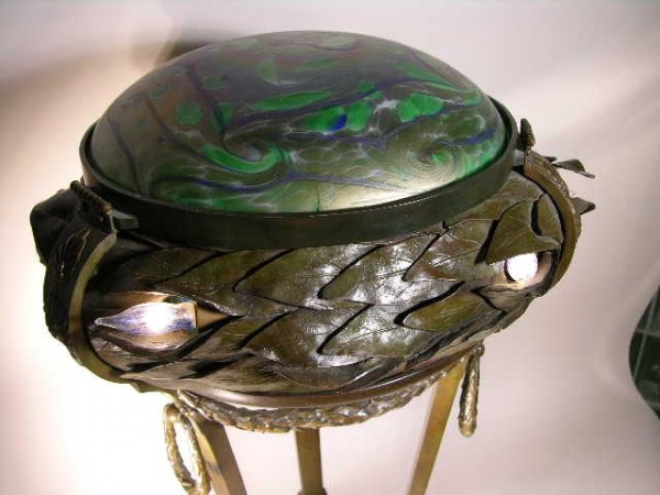 EXCEPTIONAL AND RARE BRONZE AND ART GLASS TABLE L - 3