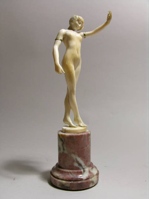 L. SOSSON NUDE.