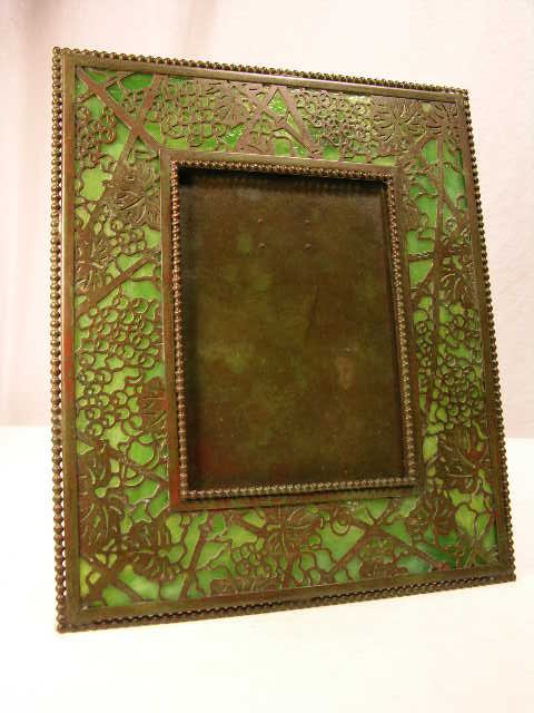 TIFFANY STUDIOS PHOTO FRAME IN THE "GRAPE VINE" P