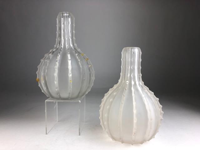 Lalique two "Dentelle" vases. One signed R. Lalique in (1 of 12)