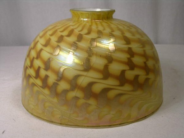 TIFFANY DESK LAMP GLASS WITH DAMASCENE SHADE YELL