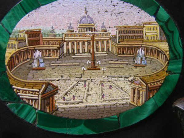 MICRO MOSAIC PLAQUE OF SAINT PETERS SQUARE.