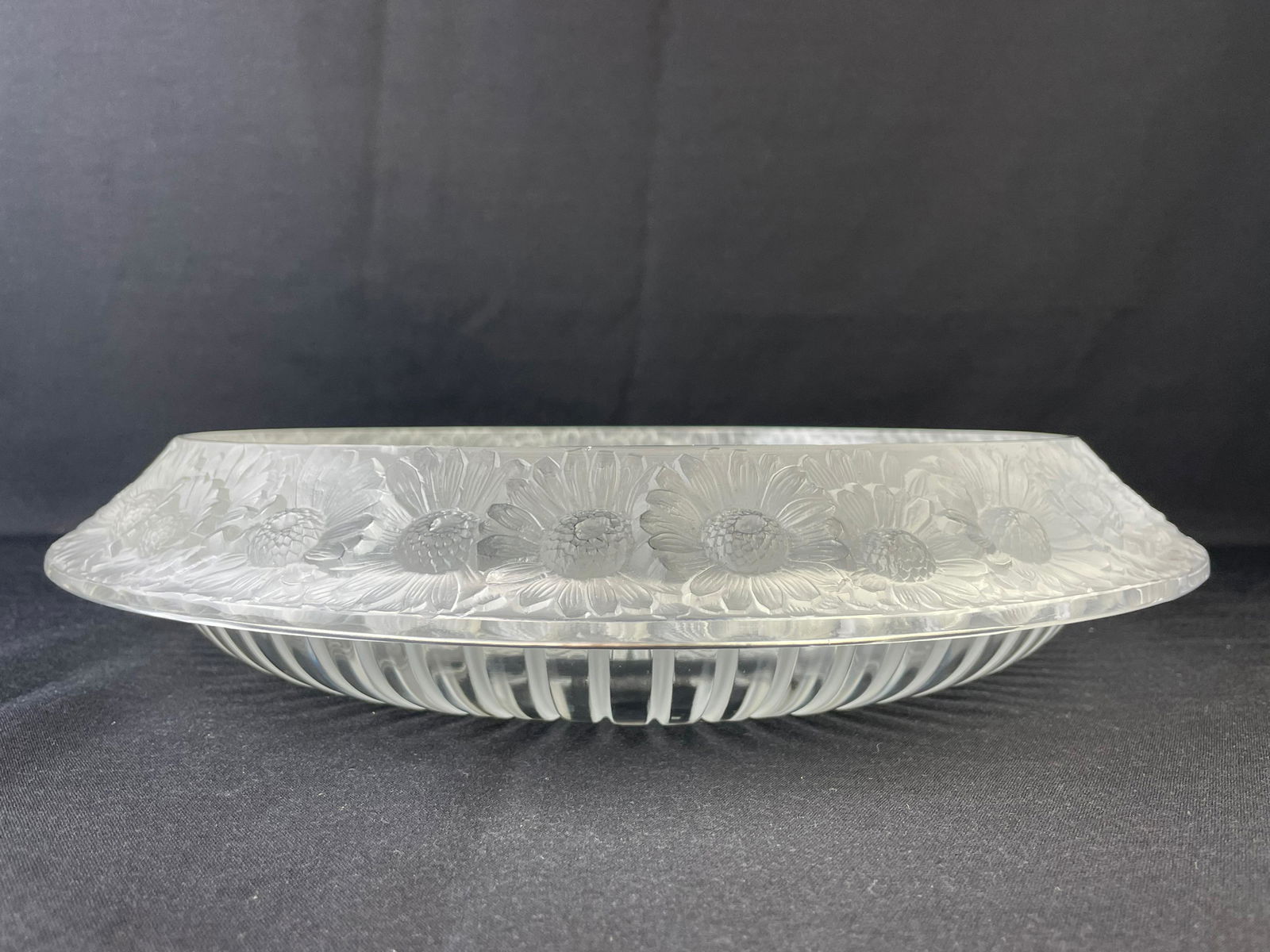 Lalique "Marguerite" crystal shallow bowl in clear and (1 of 8)
