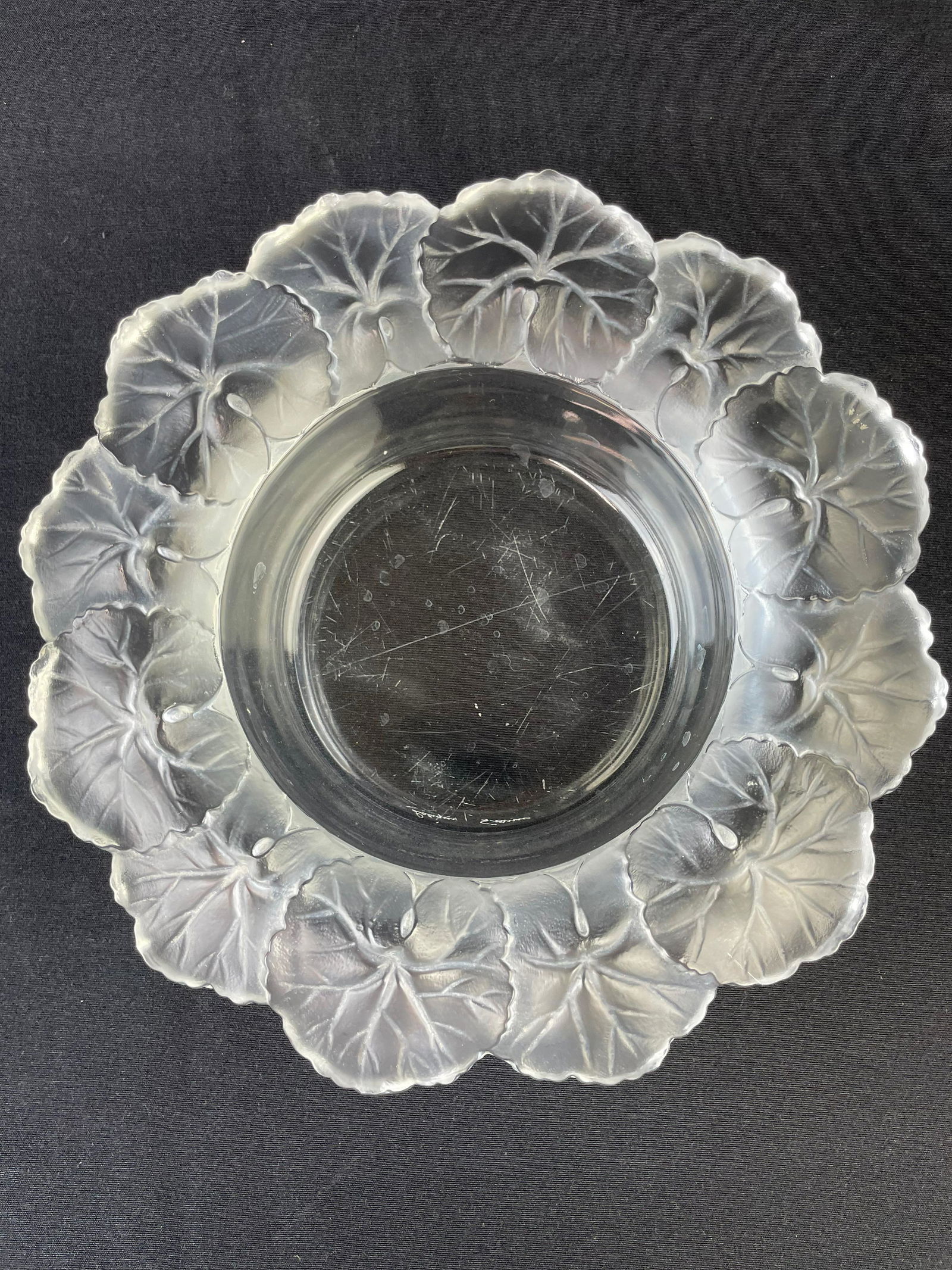 Lalique "Honfleur" crystal clear and frosted bowl with (1 of 5)