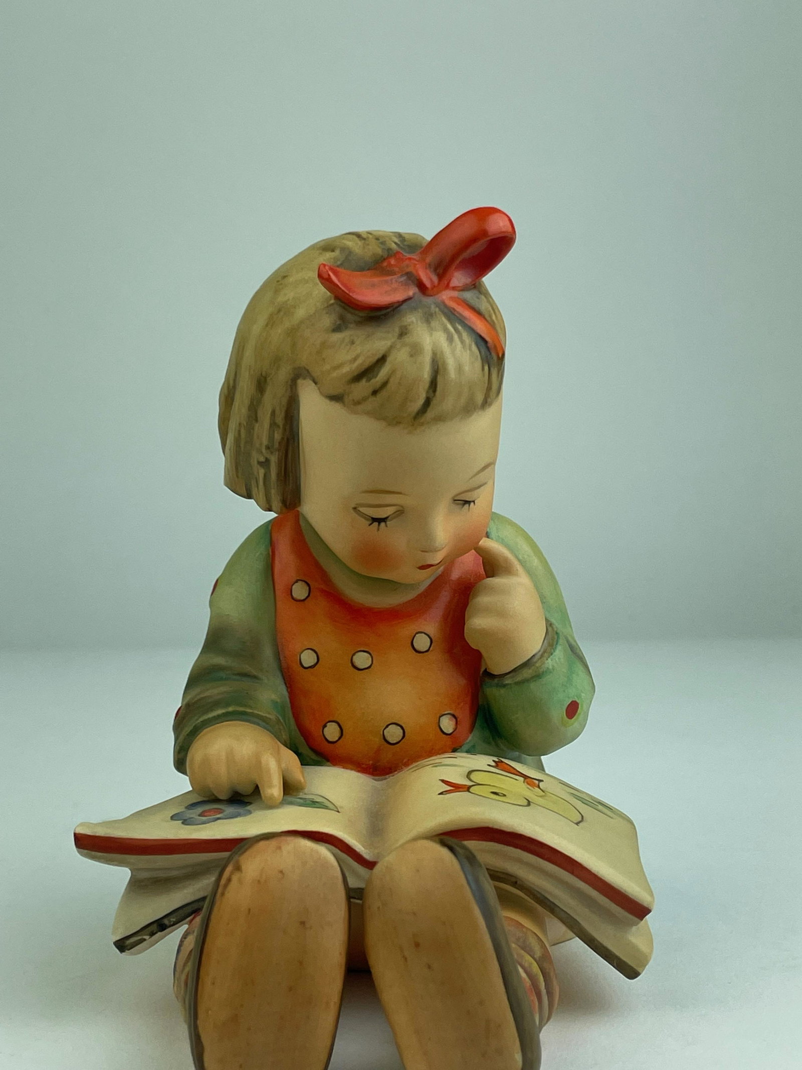 Goebel Hummel porcelain figure. West Germany (1 of 7)