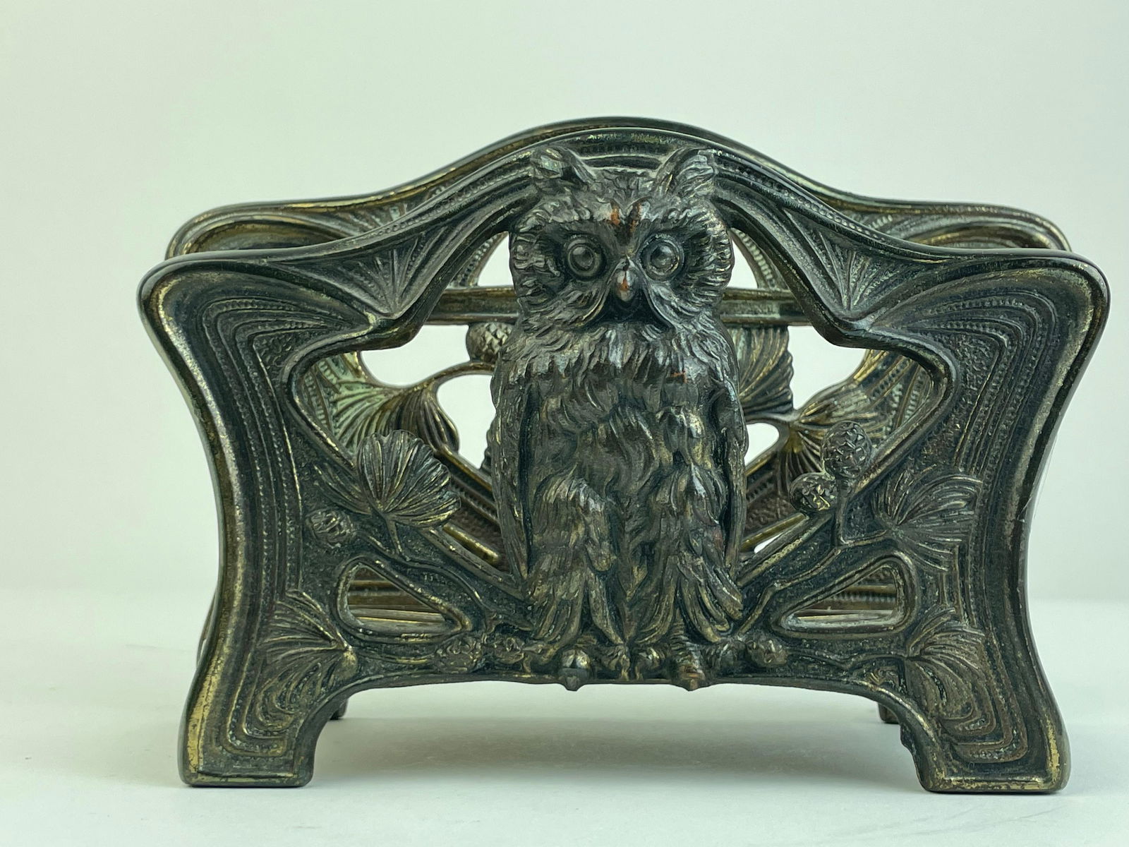 Antique H.L. Judd Owl letter napkin holder #6643. (1 of 9)