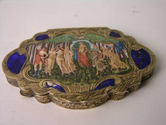 ANTIQUE STERLING SILVER ENAMELED COMPACT.: ANTIQUE STERLING SILVER ENAMELED COMPACT, THE LID IS DECORATED WITH EIGHT WOMEN IN A LANDSCAPE BACKGROUND AND A FOLIATED DESIGN ON THE SIDES AND BOTTOM OF THE COMPACT. THE INSIDE MIRROR IS CRACKED BUT