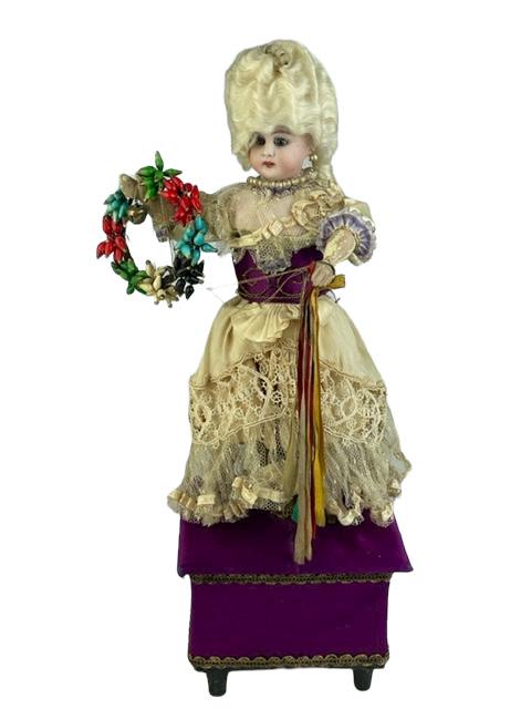 FRENCH MANIVELLE AUTOMATA DOLL "CLAUDINE". (1 of 7)