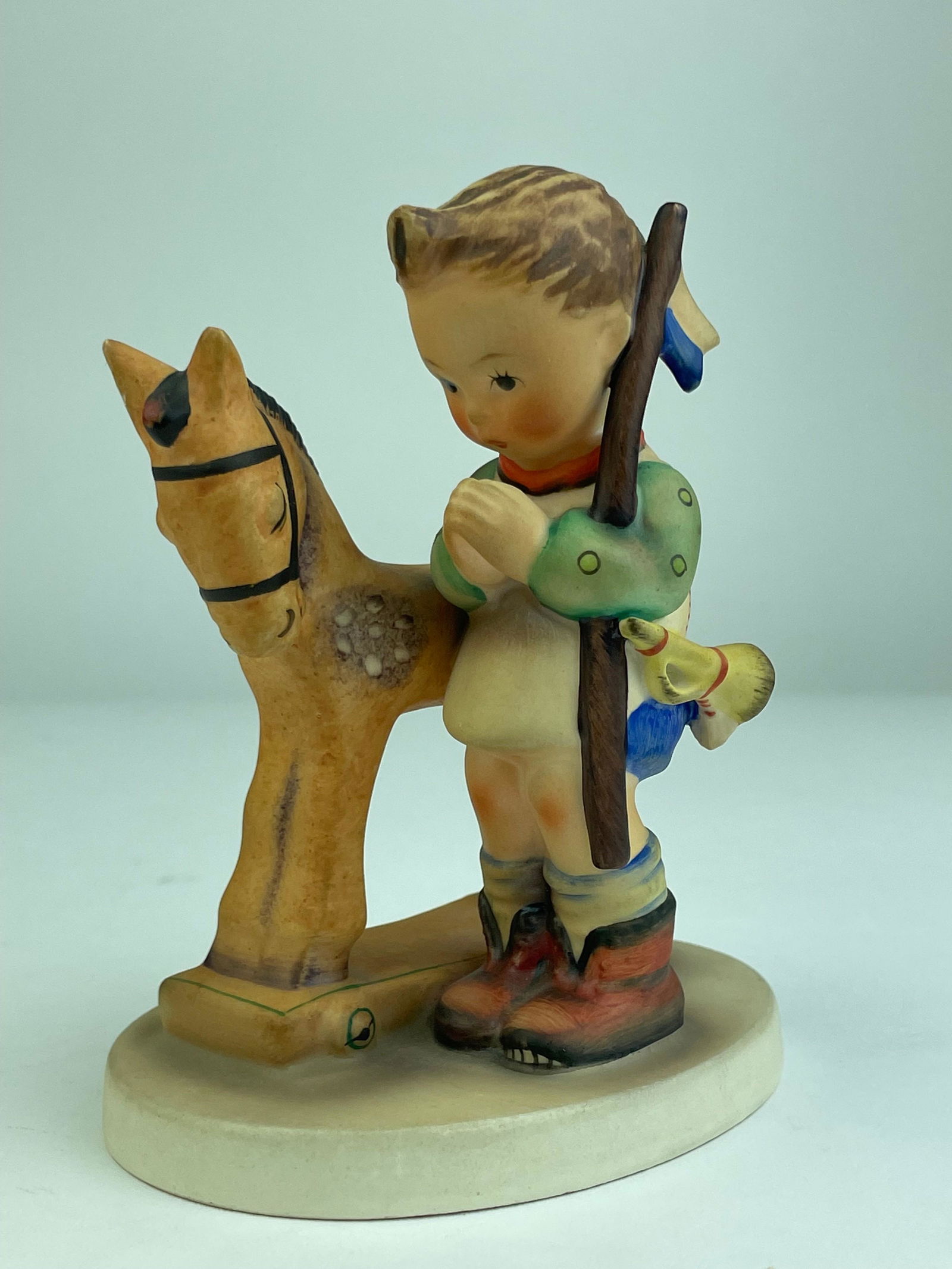 Goebel Hummel porcelain figure. West Germany (1 of 6)