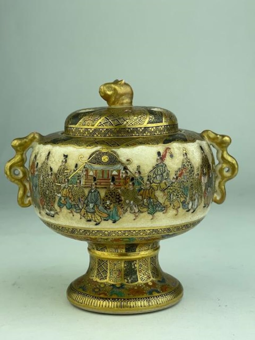 A fine satsuma footed incense burner with two attached handles and a pierced lid (1 of 8)