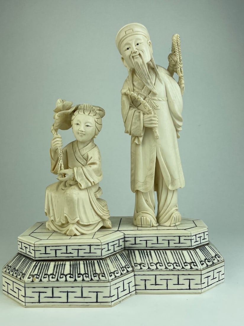 Antique Japanese carved figurine of two immortals. (1 of 8)