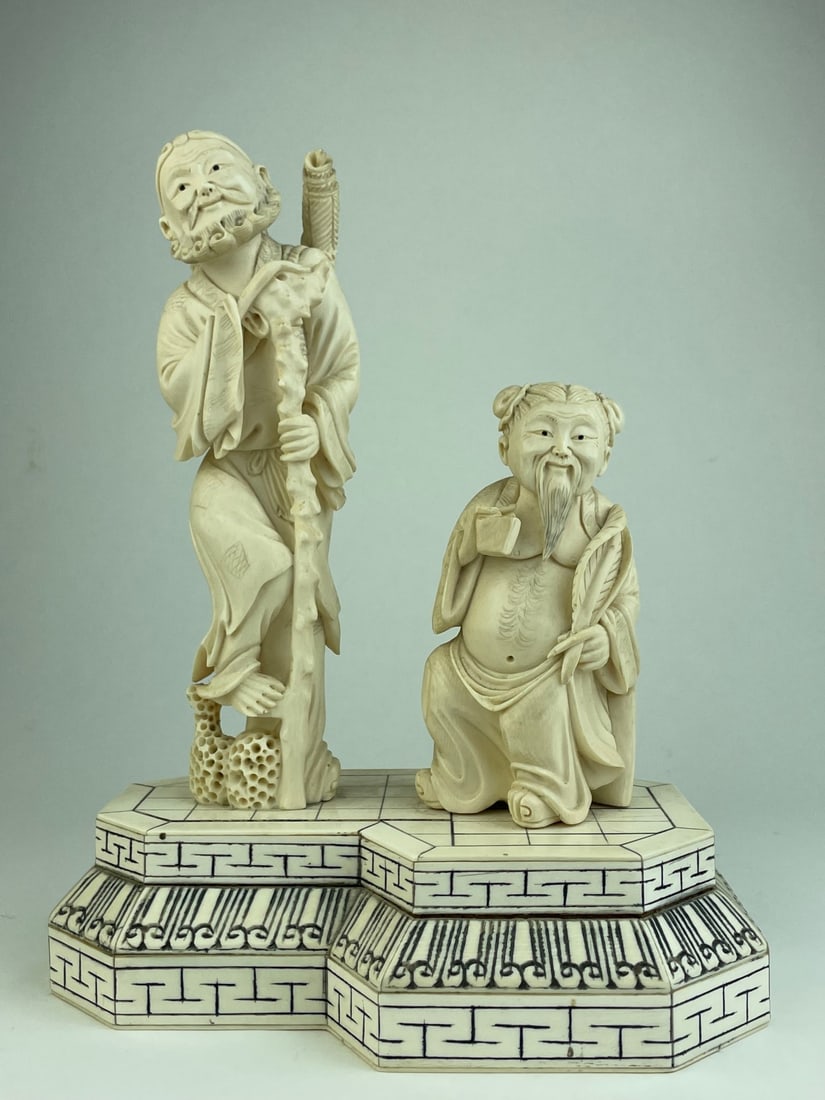 Antique Japanese carved figurine of two immortals. (1 of 8)