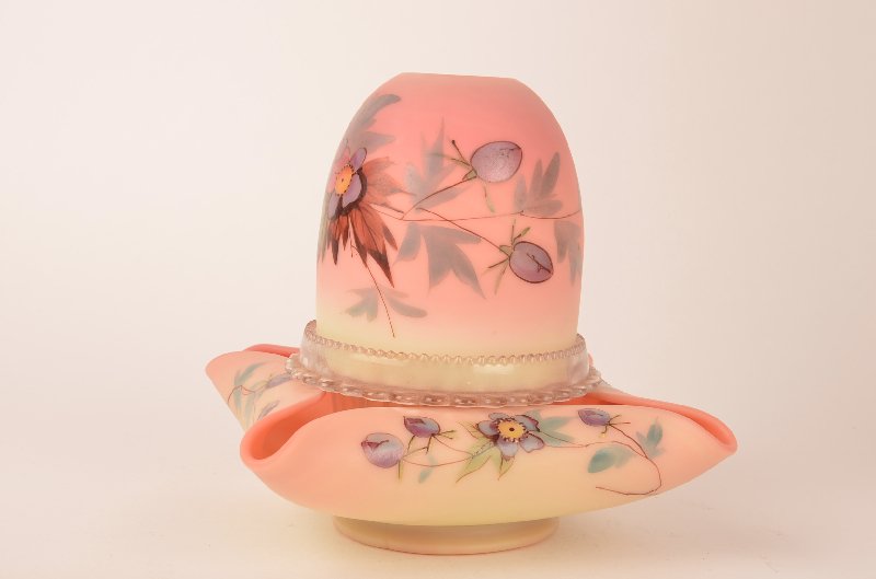 thomas Webb & sons "Queen Burmese" painted Fairy Lamp.: thomas Webb & sons "Queen Burmese" painted Fairy Lamp.A painted fold over squae footed base with a round dome and clear Clark glass candle holder.Height 6 inches.