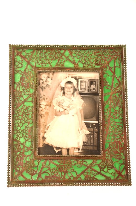 Tiffany Studios  photo frame in Grapevine pattern (1 of 3)