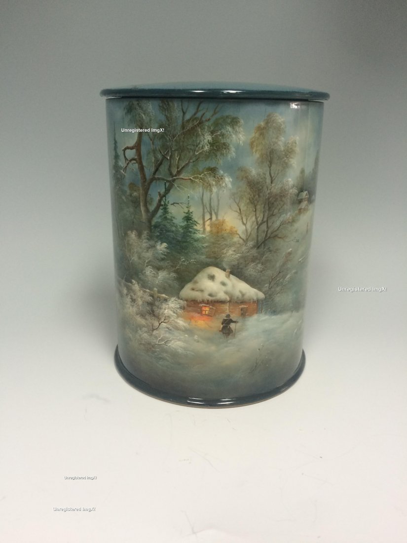 Russian papier-mache lacquered box. (1 of 6)