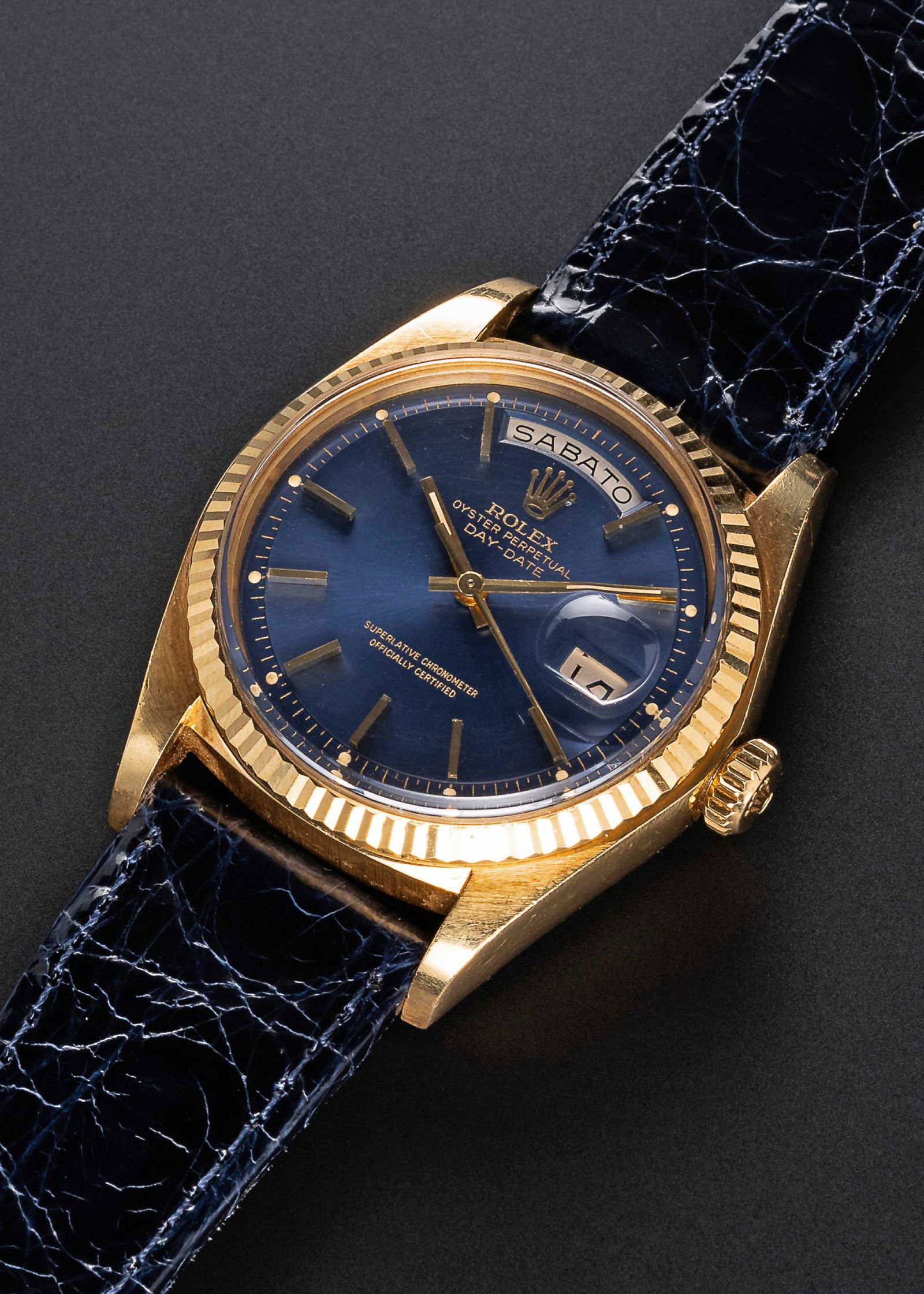 A GENTLEMAN'S 18K SOLID YELLOW GOLD ROLEX OYSTER (1 of 2)