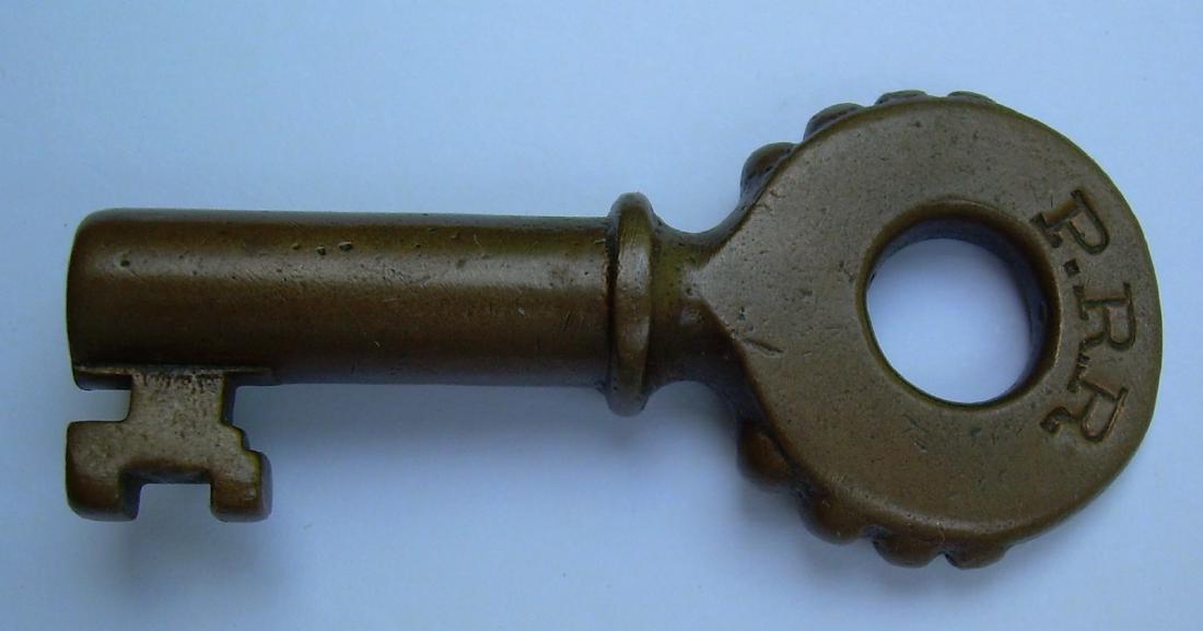 Pennsylvania Railroad Knobby Brass Switch Key (1 of 2)
