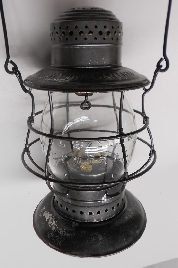 R. E. Dietz NYC Bellbottom Lantern pre-#6 markings (1 of 6)