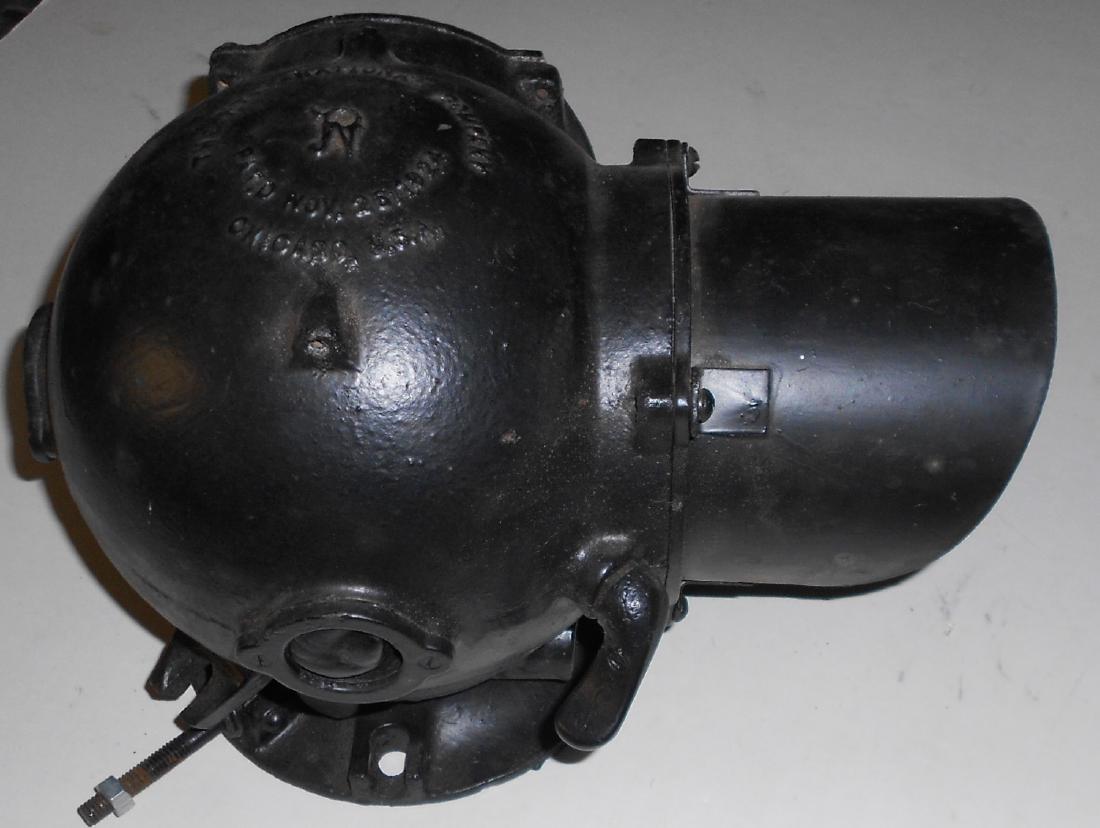 Locomotive Classification Lamp with Hood (1 of 5)