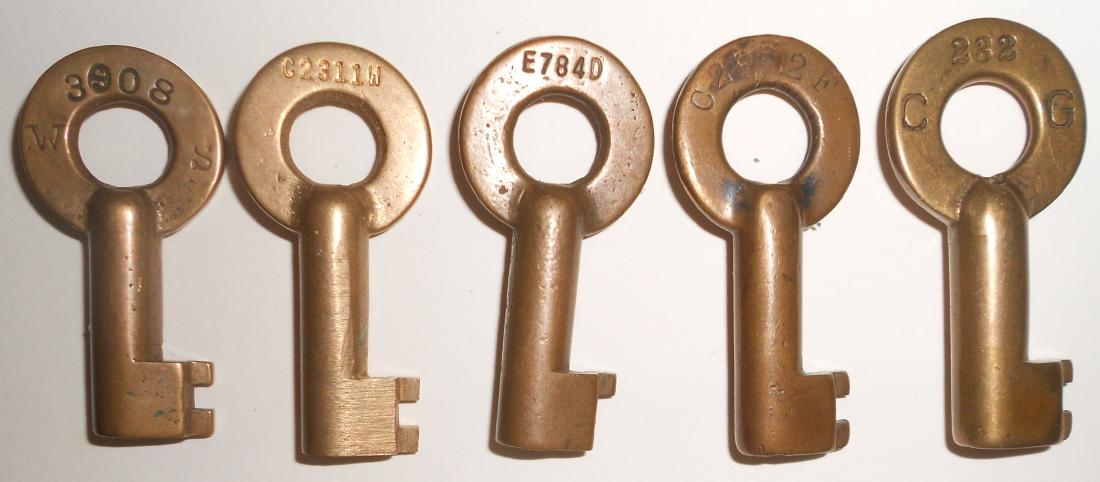 5 Pennsylvania Railroad Switch Keys (1 of 2)
