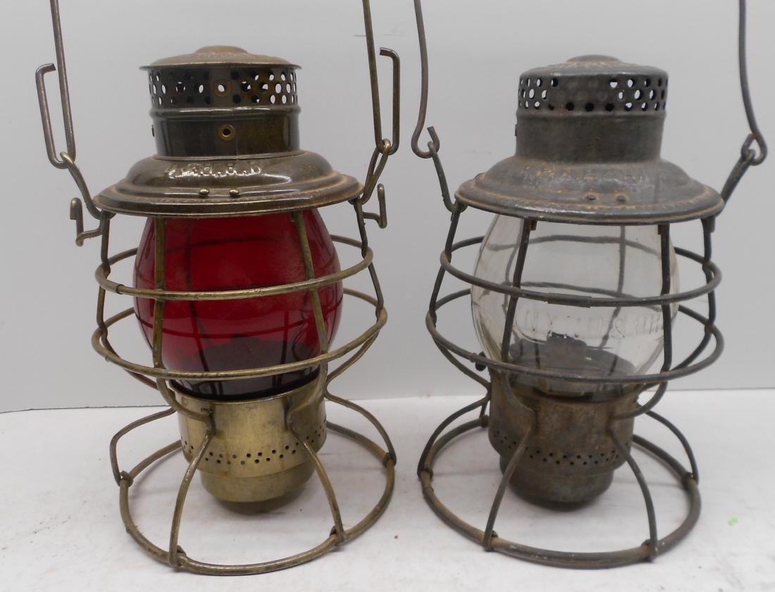 2 Railroad Lanterns: Delaware & Hudson, New Haven (1 of 5)