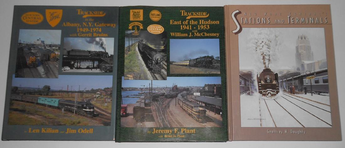 Train Books: Trackside Albany, NYC Depots (1 of 2)