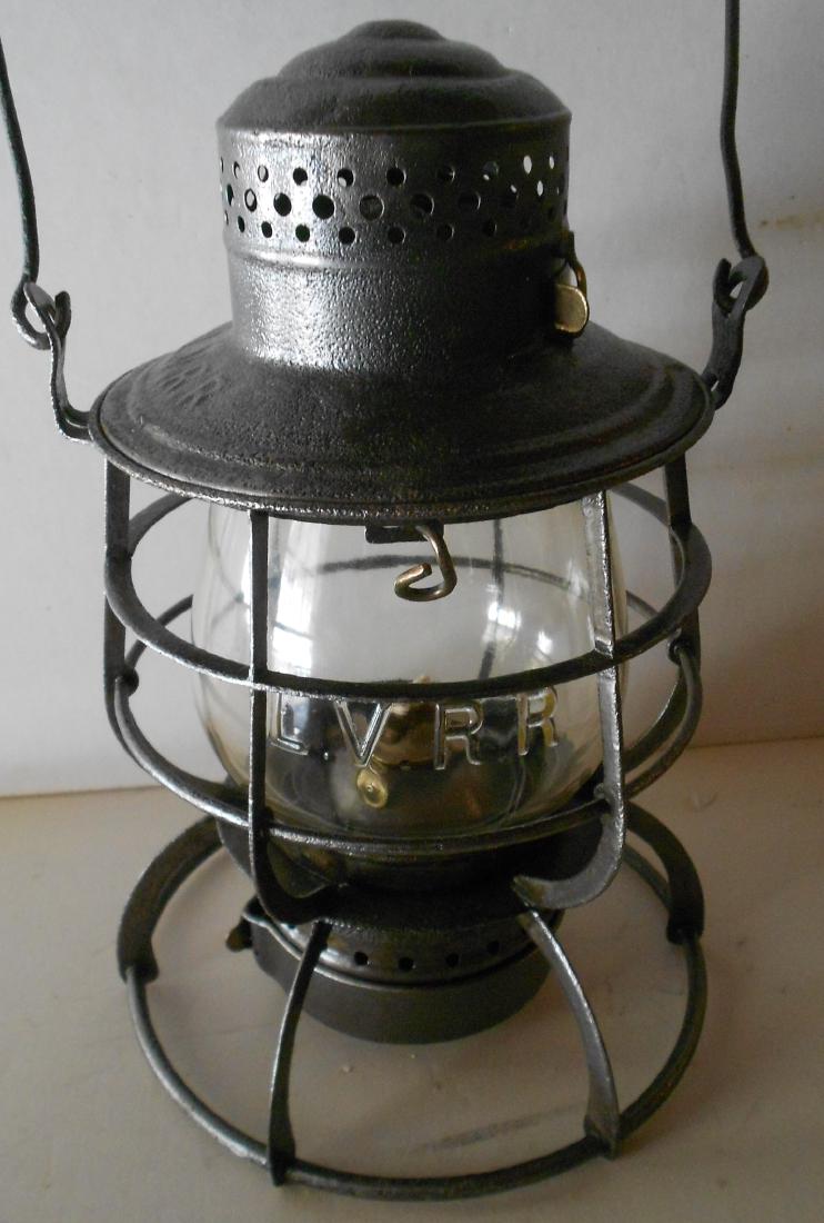 Lehigh Valley Railroad Lantern EB Globe (1 of 4)