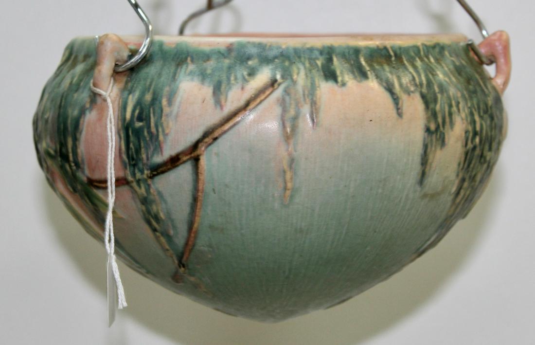 Roseville Hanging Basket: Moss Pattern