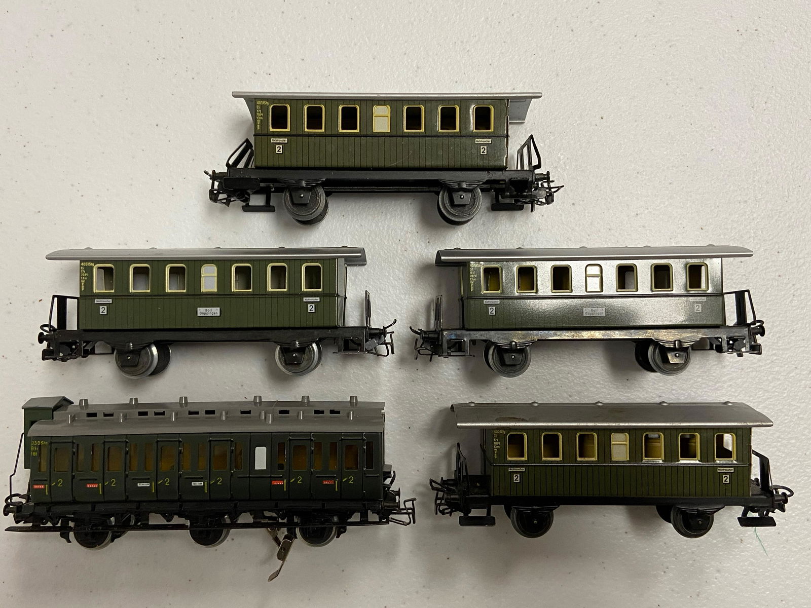 5 Marklin HO Cars, #2 & 330/2 (1 of 6)