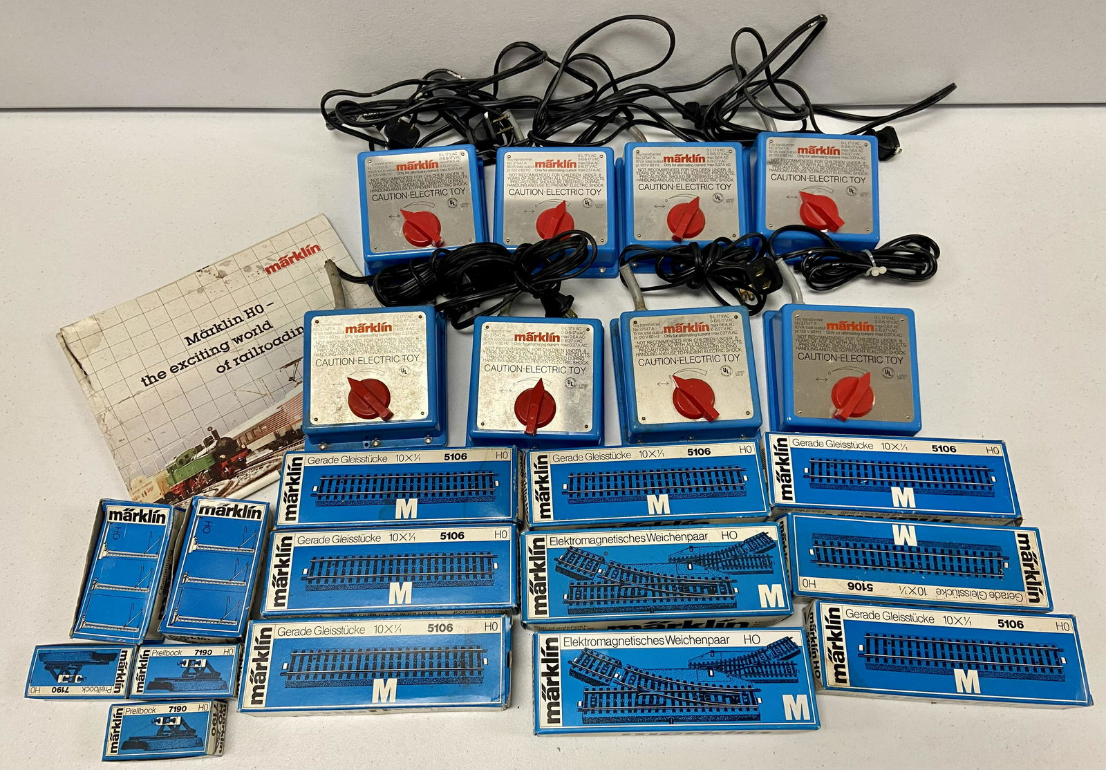 Marklin Track and Transformers, etc. (1 of 4)