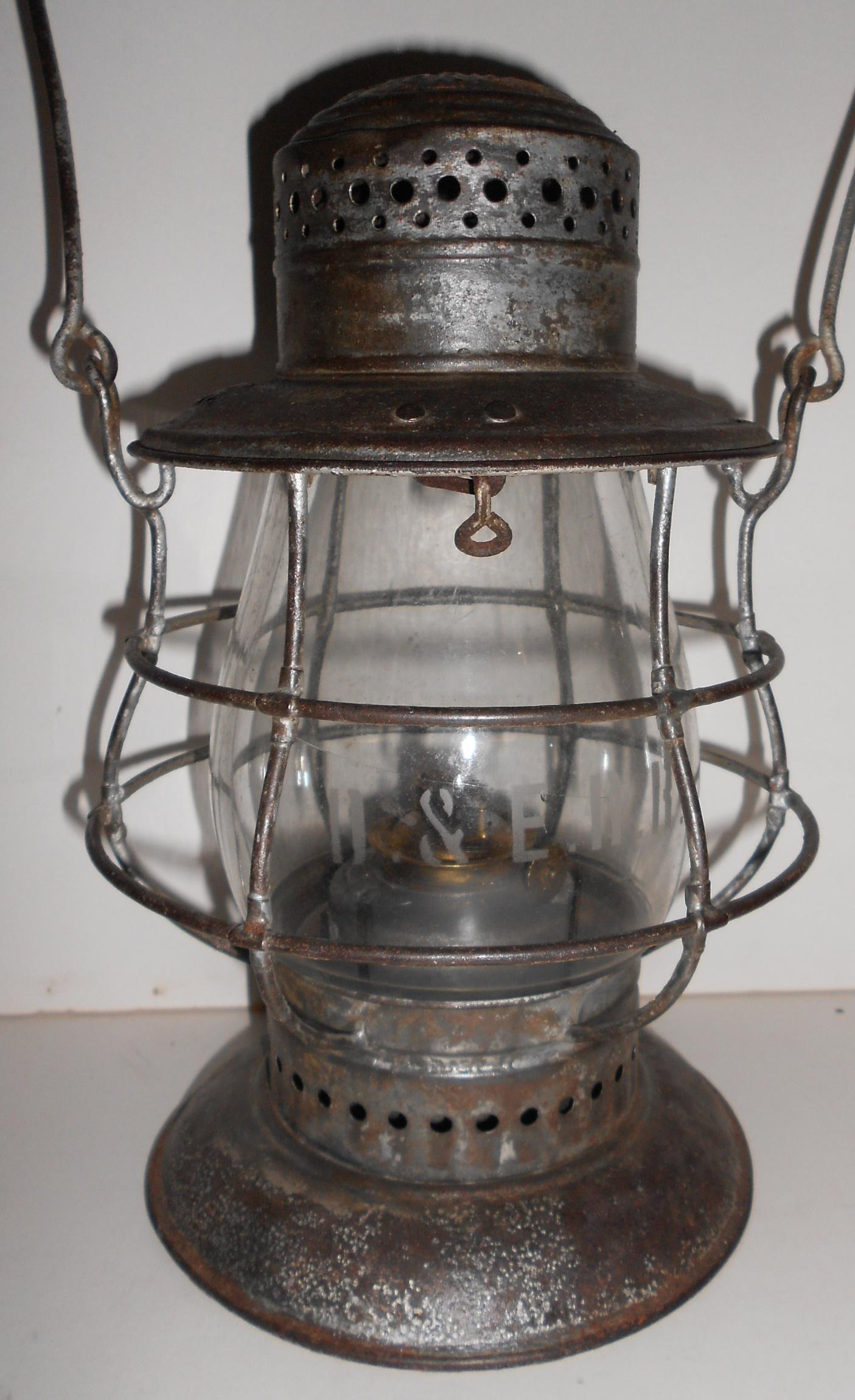 Delaware & Eastern Railroad #6 Lantern Etched Globe (1 of 8)